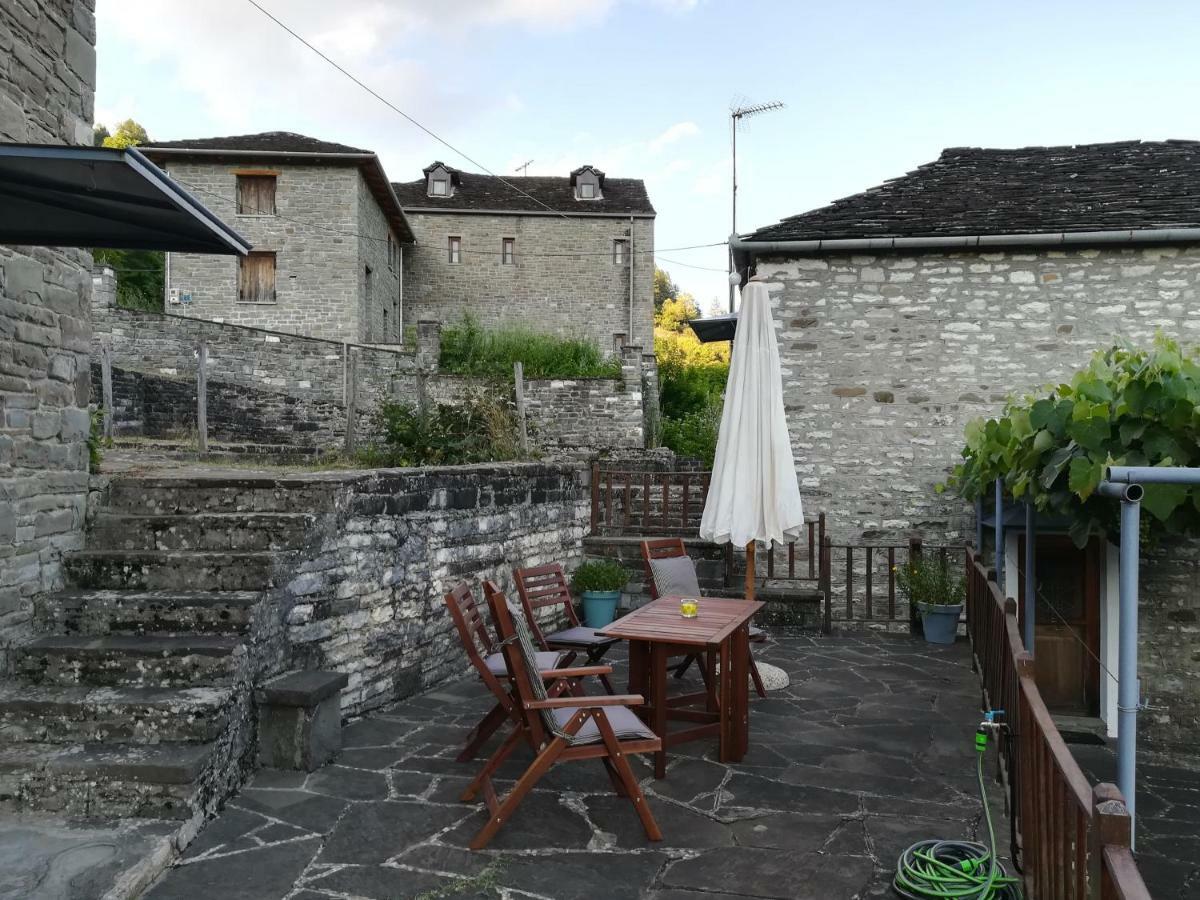 Pensjonat Amanitis Stone House Kipoi Zewnętrze zdjęcie